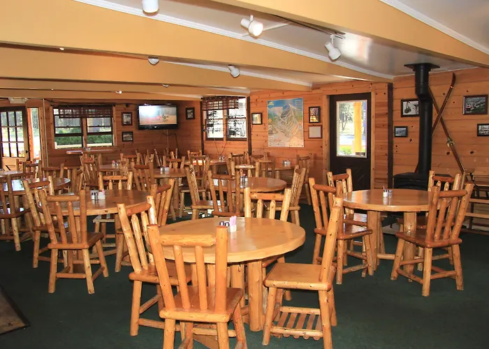 Hotel Basecamp At Snowbowl